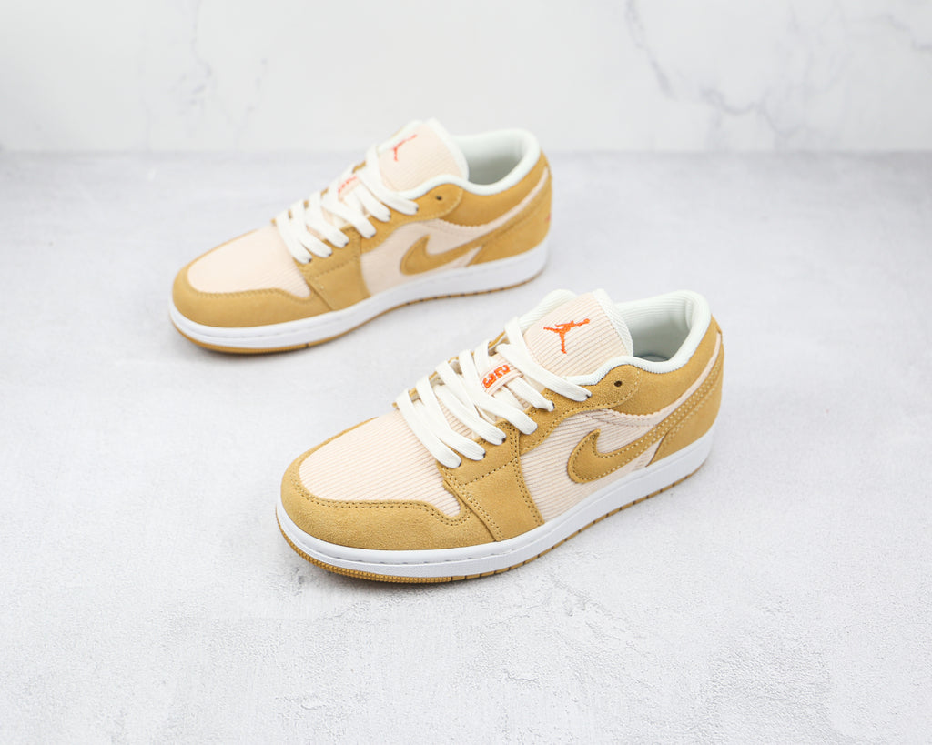 Air Jordan 1 Low Bege