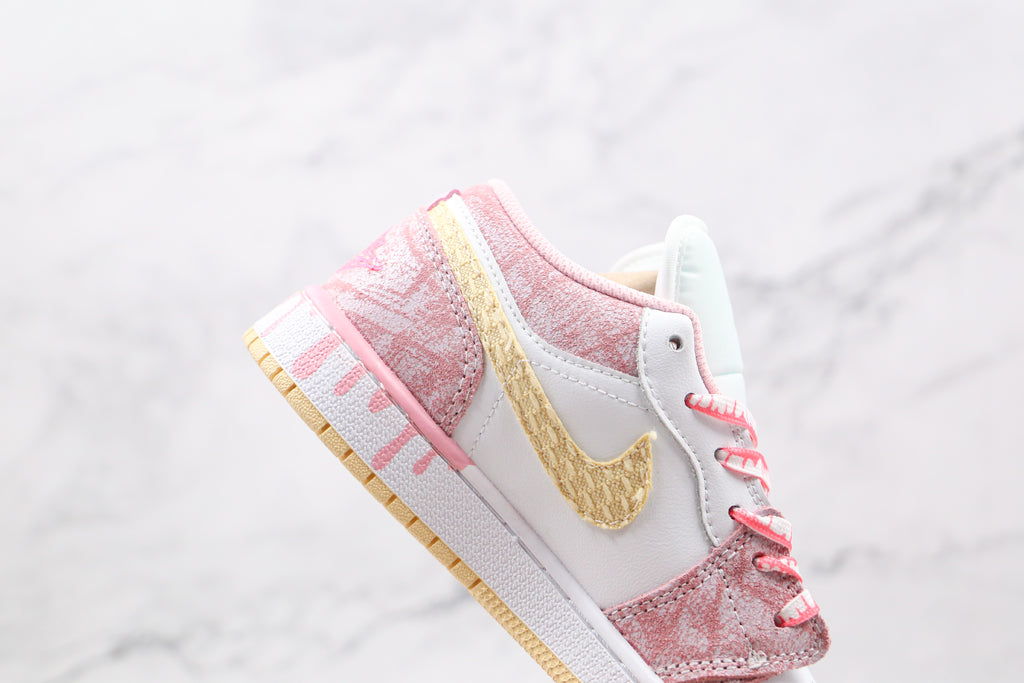 Air Jordan 1 Low