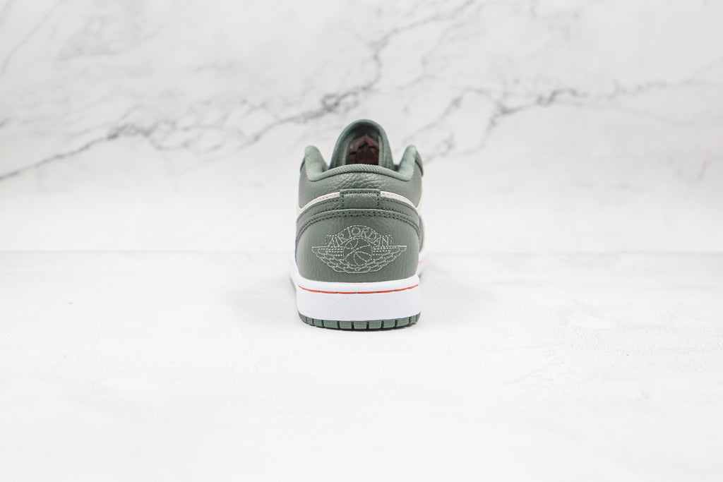Air Jordan 1 Low