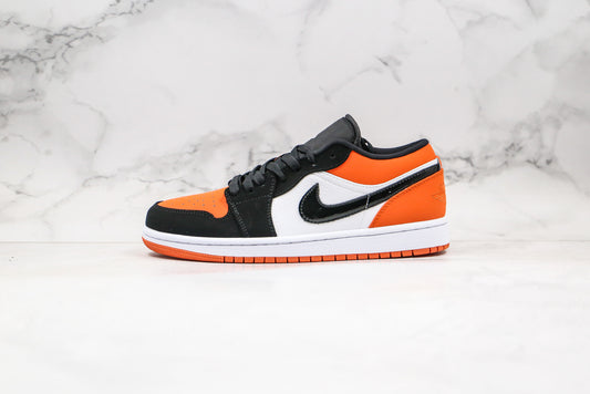 Air Jordan 1 Low Preto/Laranja/Branco