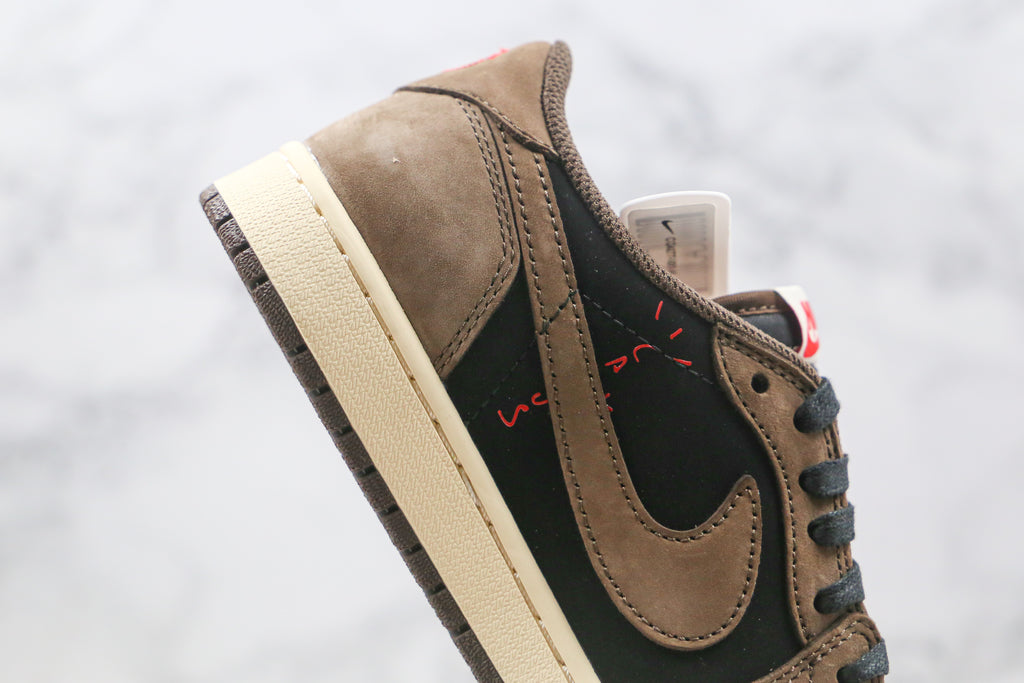 Air Jordan 1 Low